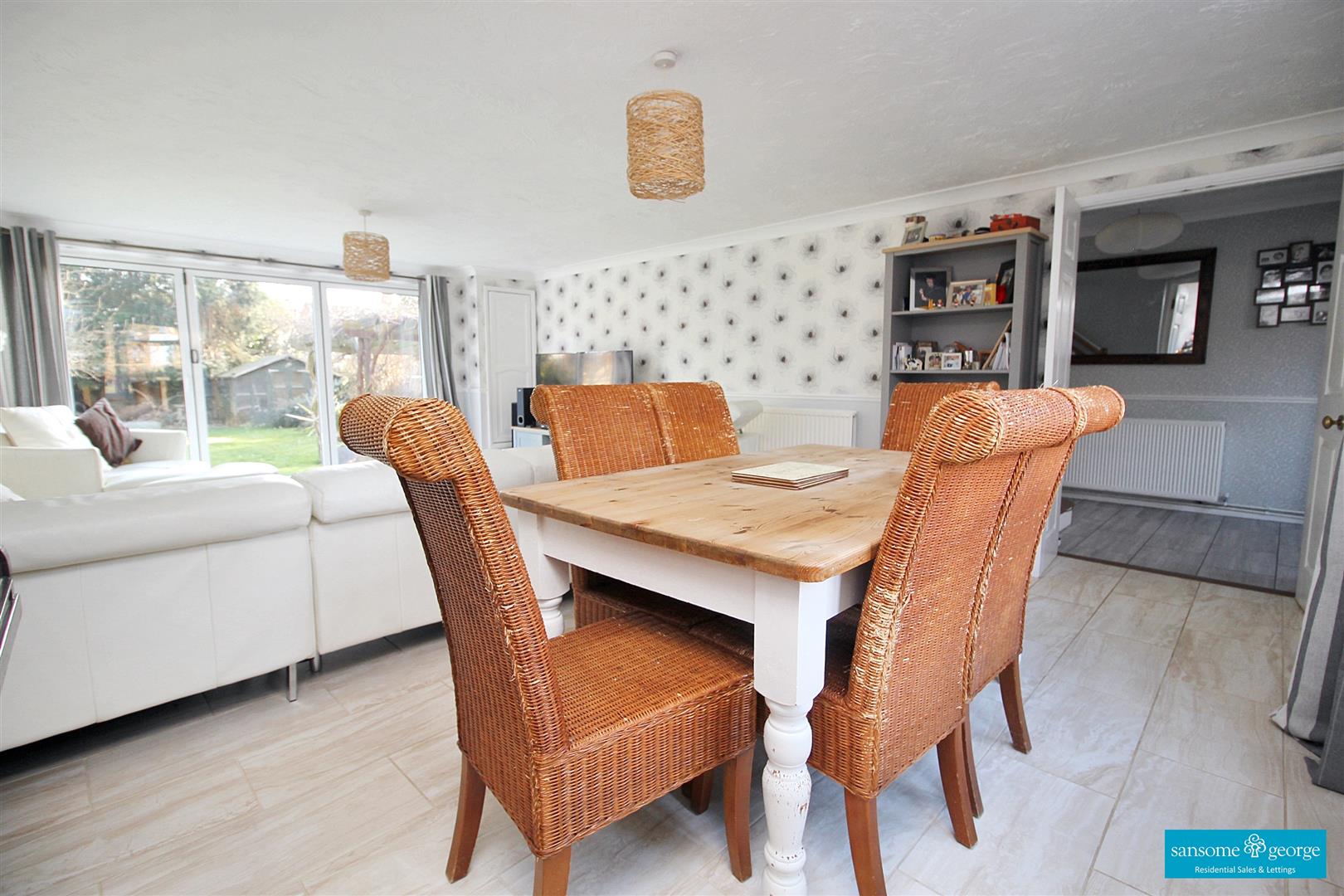 Ashampstead Road, Southcote, Reading